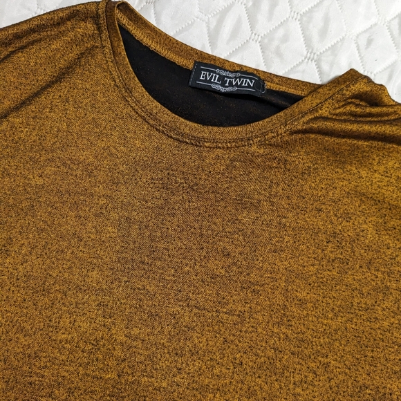 Reflective t-shirt - Picture 2 of 2